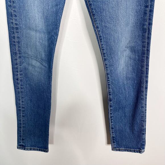 Levis Womens 26 x 30 501 Straight Leg Jeans Button Front Medium Wash Cotton - Picture 4 of 13